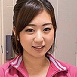 望月玲奈