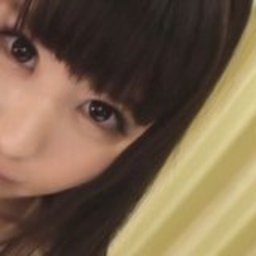 みな 21歳 接客業