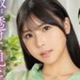 双葉れぇな