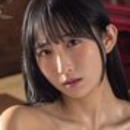 役野満里奈