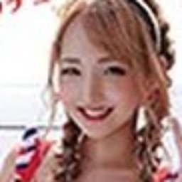 西山れな