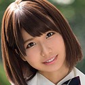 栗衣みい