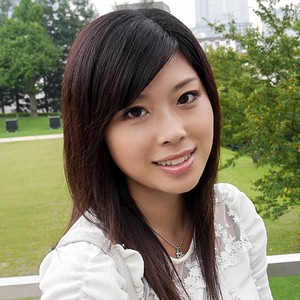 石原ゆりな