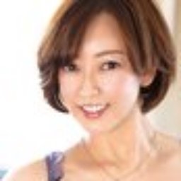 瞳リョウ