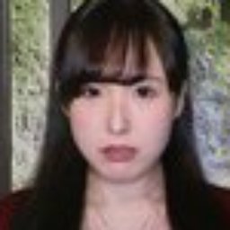 横山夏希