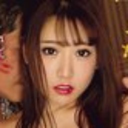 香坂紗梨