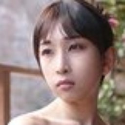 春野まりな