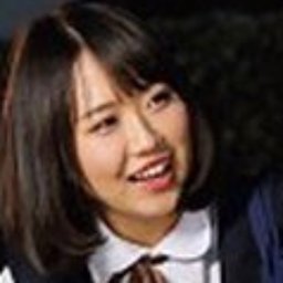 月本愛