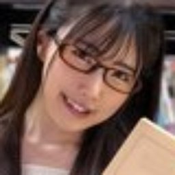 皆月ひかる