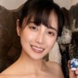 平岡里枝子