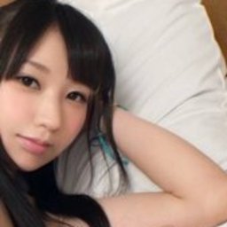 和奈 20歳 ジュエリーショップ店員