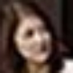 篠野まゆみ