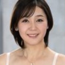 和泉絹江