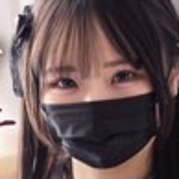 恋川こもも