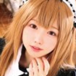 望月つぼみ