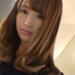 青山朱里