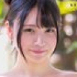 由奈