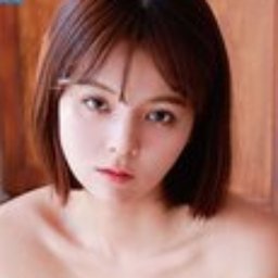 秋本翼