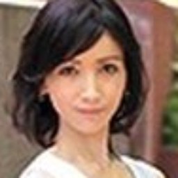 美堂かなえ
