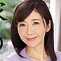 菊市桃子