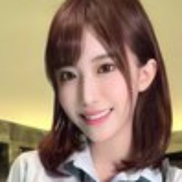 望月りさ