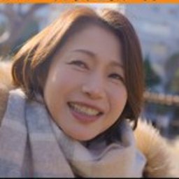 友田真希