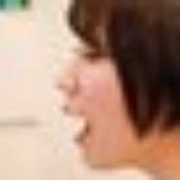 堀沢ゆい